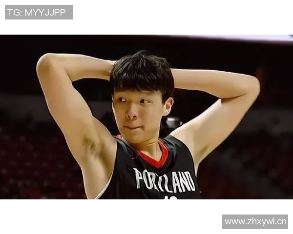 曾令旭点评杨瀚森首秀表现称其需时间适应国内篮球环境