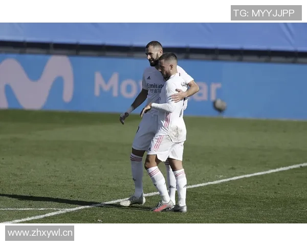 约维奇半场表现惊艳15分钟内斩获11分3板3助助球队领先